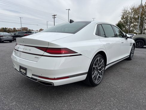 Used 2025 Genesis G90 3.5T image 7