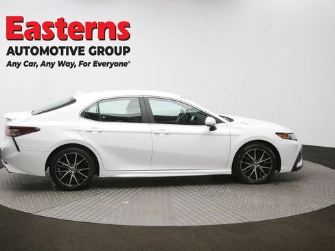 Used 2024 Toyota Camry SE FWD image 45