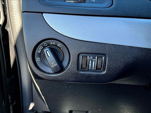 Used 2020 Dodge Grand Caravan GT FWD image 15