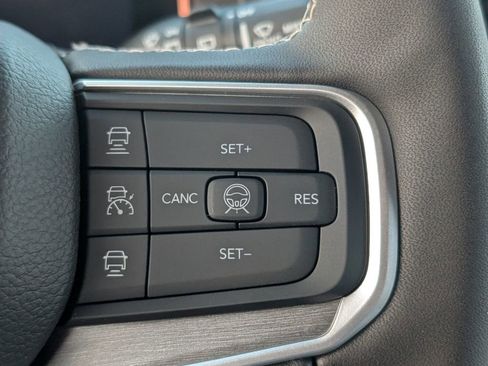 New 2026 Jeep Grand Wagoneer L Limited AWD/4WD image 18