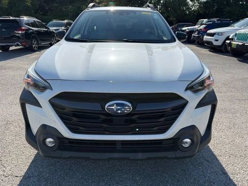 Used 2024 Subaru Outback Premium AWD/4WD image 5