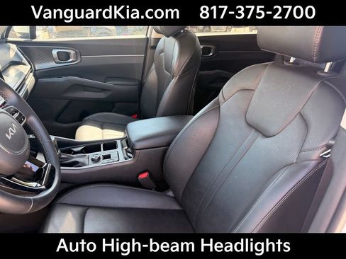 Used 2025 Kia Sorento S w/ Panoramic Sunroof Package FWD image 13