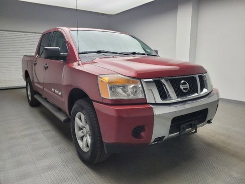 Used 2014 Nissan Titan SV image 13
