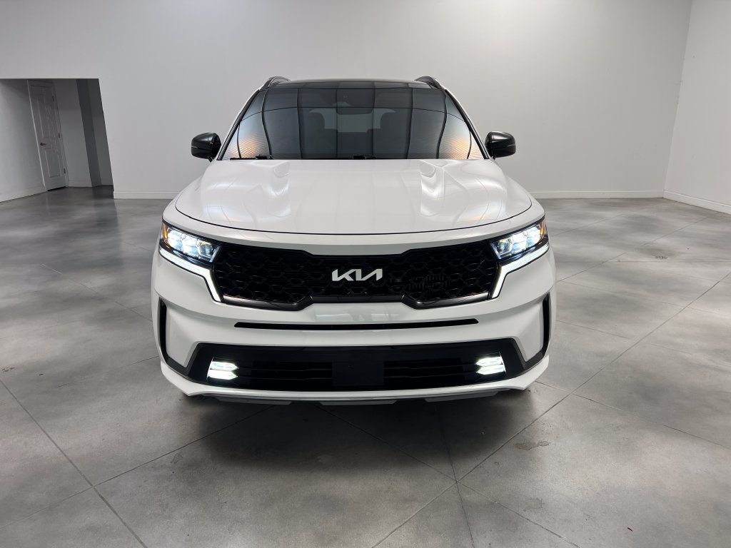 Used 2023 Kia Sorento SX AWD/4WD image 3