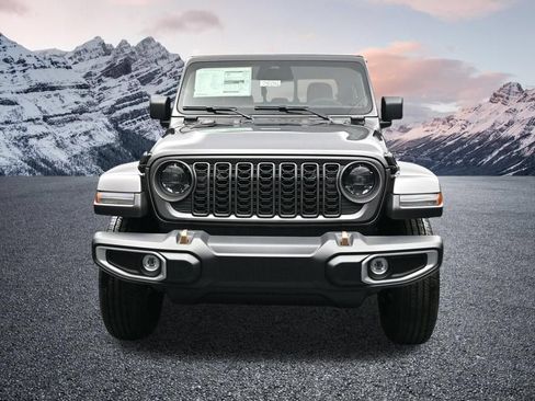 New 2026 Jeep Gladiator Sport AWD/4WD image 8