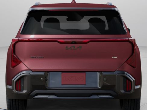 New 2027 Kia Seltos X-Line S w/ X-Line S Premium Package AWD/4WD image 7