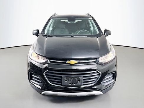 Used 2020 Chevrolet Trax LT image 2
