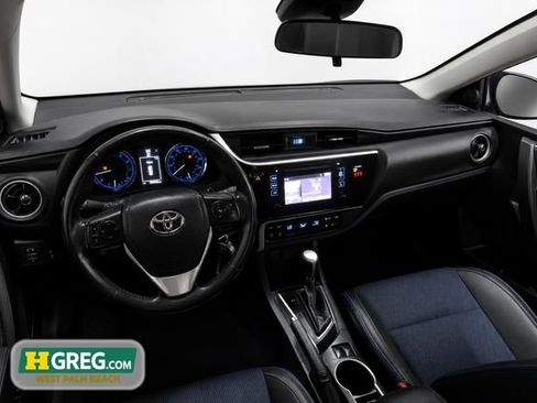 Used 2019 Toyota Corolla SE FWD image 11