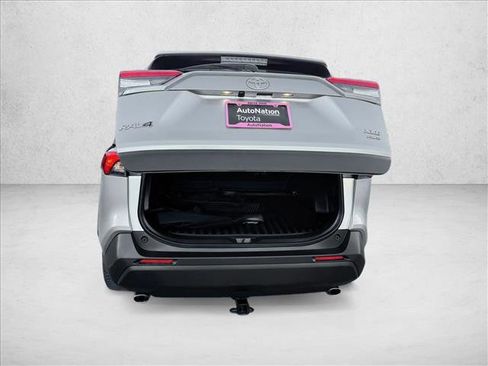 Certified 2021 Toyota RAV4 XLE w/ Convenience Package image 7