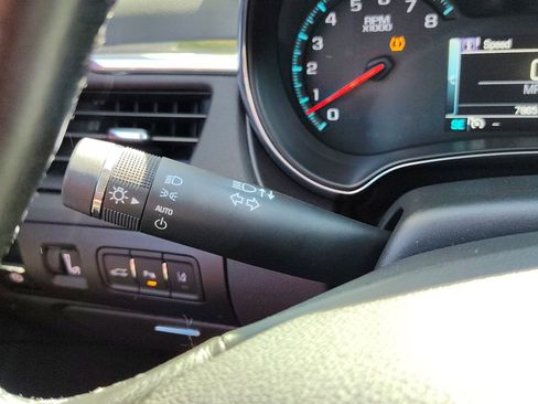 Used 2015 Chevrolet Impala LTZ image 17