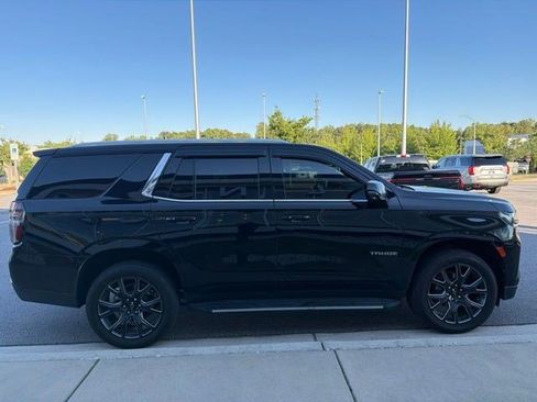 Used 2024 Chevrolet Tahoe LT w/ Luxury Package AWD/4WD image 6
