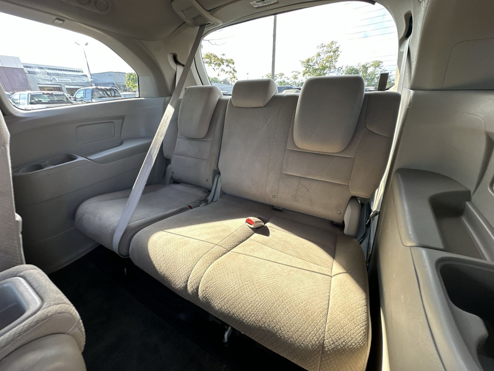 Used 2017 Honda Odyssey SE image 24