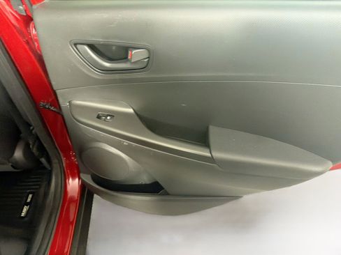 Used 2021 Hyundai Kona SEL FWD image 27