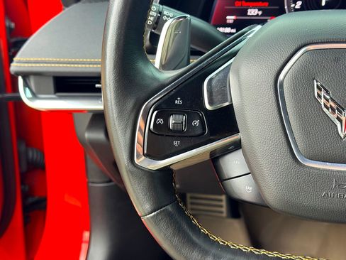 Used 2020 Chevrolet Corvette Stingray Preferred Conv w/ 2LT Preferred Equipment Group image 29