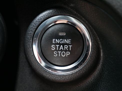 Used 2019 Subaru Forester Premium AWD/4WD image 31