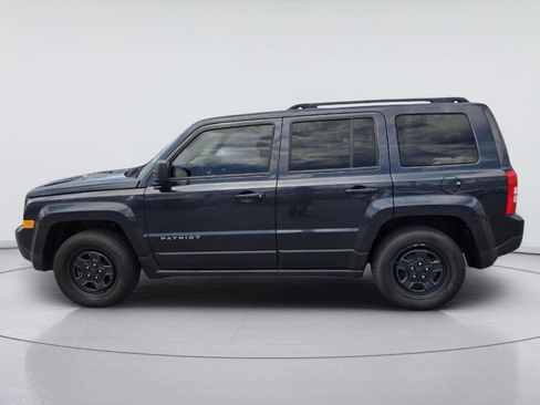 Used 2015 Jeep Patriot Sport w/ Power Value Group FWD image 5