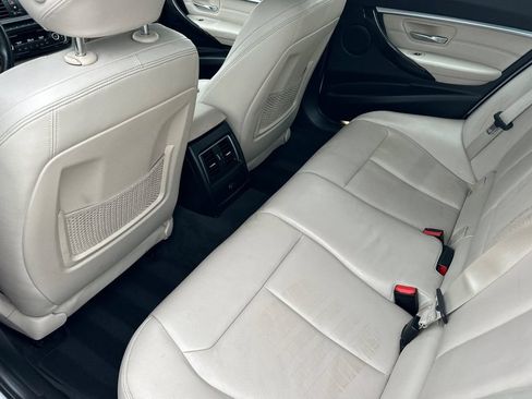 Used 2018 BMW 330i Sedan RWD image 12