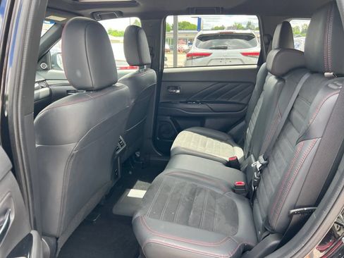 Used 2022 Mitsubishi Outlander GT AWD/4WD image 23