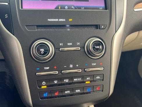 Used 2015 Lincoln MKC FWD w/ Equipment Group 102A Reserve image 49