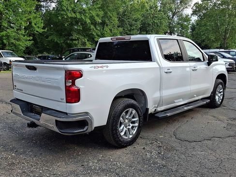 Used 2024 Chevrolet Silverado 1500 LT AWD/4WD image 8