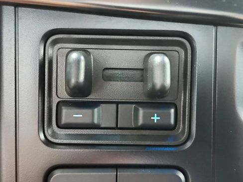 Used 2024 Ford F150 Lariat AWD/4WD image 36
