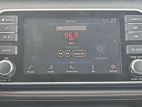 Used 2019 Nissan Kicks SR w/ SR Premium Package image 19