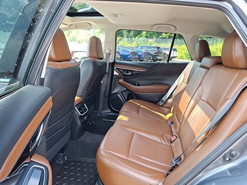 Used 2024 Subaru Outback Touring AWD/4WD image 10