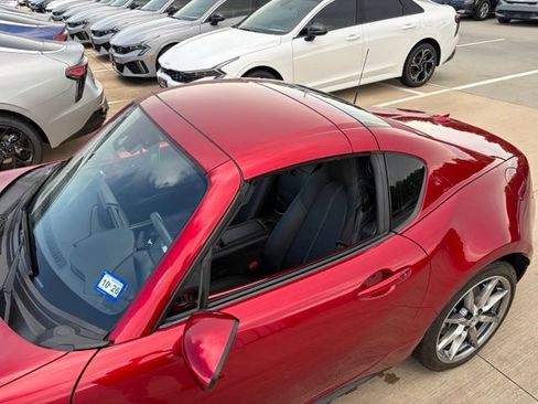 Used 2022 MAZDA MX-5 Miata RF Grand Touring RWD image 15