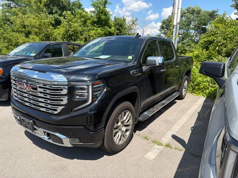 Used 2022 GMC Sierra 1500 Denali AWD/4WD image 2