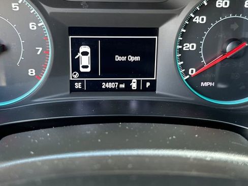 Used 2024 Chevrolet Malibu LT image 25