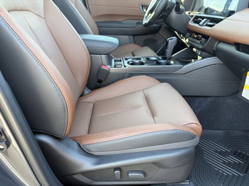 New 2026 Subaru Outback Touring XT image 31