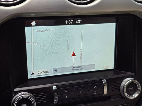 Used 2017 Ford Mustang Premium image 22