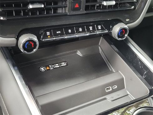 New 2025 Chevrolet Tahoe LT w/ Comfort Package image 19