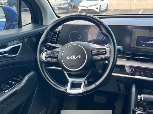 Certified 2023 Kia Sportage EX AWD/4WD image 12