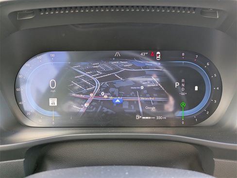 Certified 2025 Volvo XC40 B5 Plus image 28