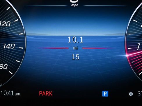 New 2026 Mercedes-Benz GLB 250 image 12