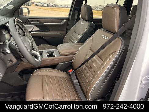 New 2026 GMC Acadia Denali Ultimate w/ LPO, Floor Liner Package image 19