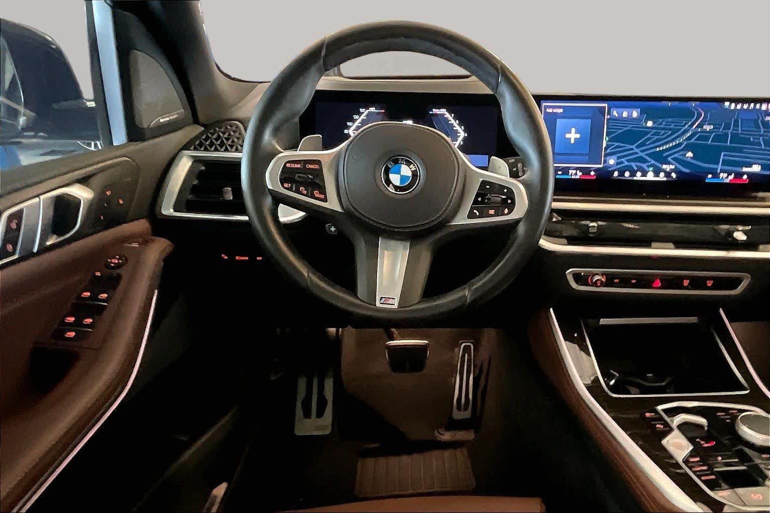 Used 2024 BMW X5 sDrive40i w/ M Sport Package RWD image 5