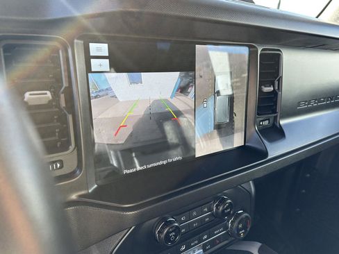 Used 2021 Ford Bronco First Edition image 32