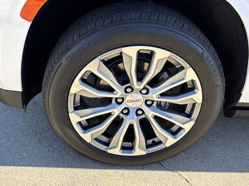 Used 2024 GMC Yukon Denali w/ Max Trailering Package image 14