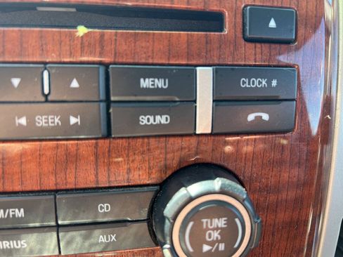 Used 2010 Ford F150 Lariat AWD/4WD image 32