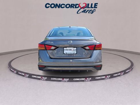 Certified 2025 Nissan Altima 2.5 S FWD image 6