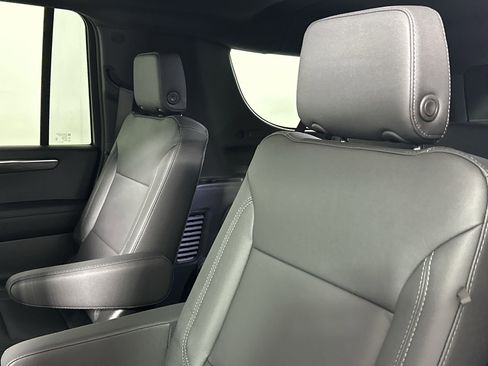 New 2026 Chevrolet Suburban LT w/ Comfort Package image 82