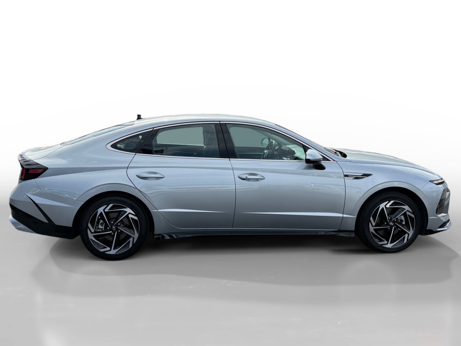 Certified 2026 Hyundai Sonata SEL FWD image 6
