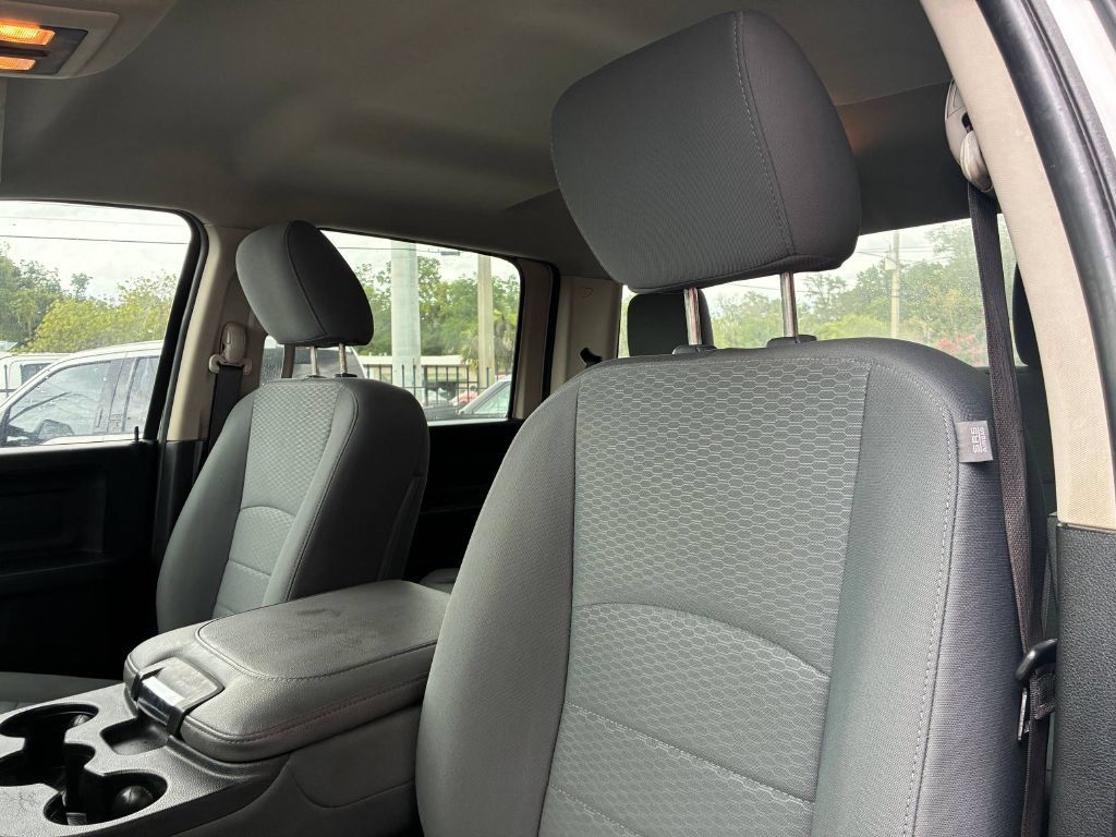 Used 2015 RAM 3500 Tradesman w/ Chrome Appearance Group AWD/4WD image 12