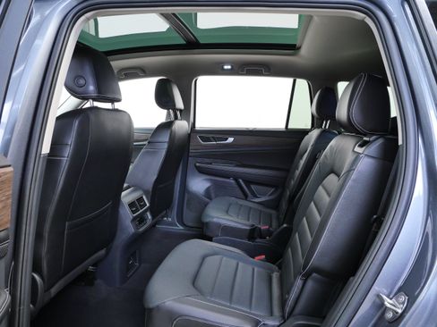 Used 2024 Volkswagen Atlas SEL AWD/4WD image 20