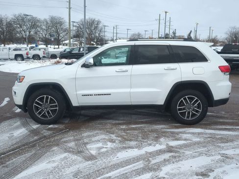 Used 2019 Jeep Grand Cherokee Limited image 5