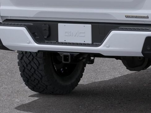 New 2026 GMC Canyon Elevation AWD/4WD image 14