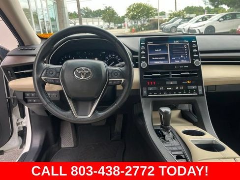 Used 2021 Toyota Avalon XLE w/ Carpet Mat Package (TMS) FWD image 17