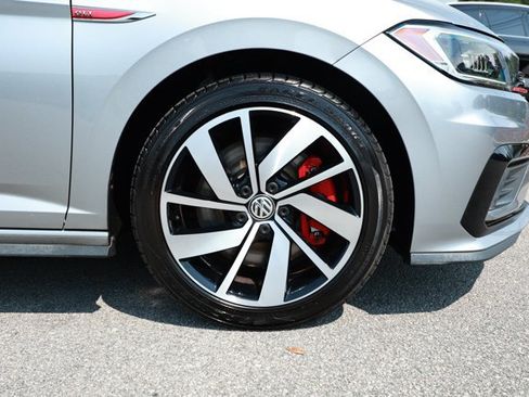 Used 2019 Volkswagen Jetta GLI FWD image 5